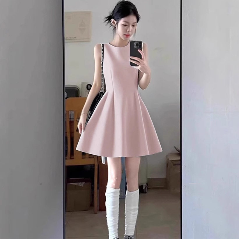 粉色无袖连衣裙女夏日绝美漂亮清纯小裙子多巴胺穿搭掐腰a字短裙