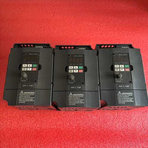 议价拆机众辰变频器H2400A0D75K，0.75KW/380V