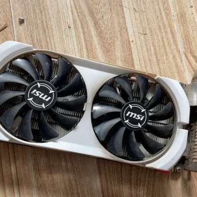 议价微星GTX960 2G，功能正常，有点锈迹，介意勿拍，