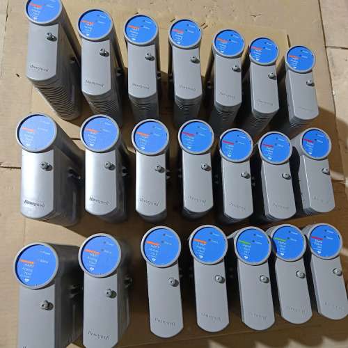 议价霍尼韦尔模块CC-PAIH01，模拟量输入模块，2015年产