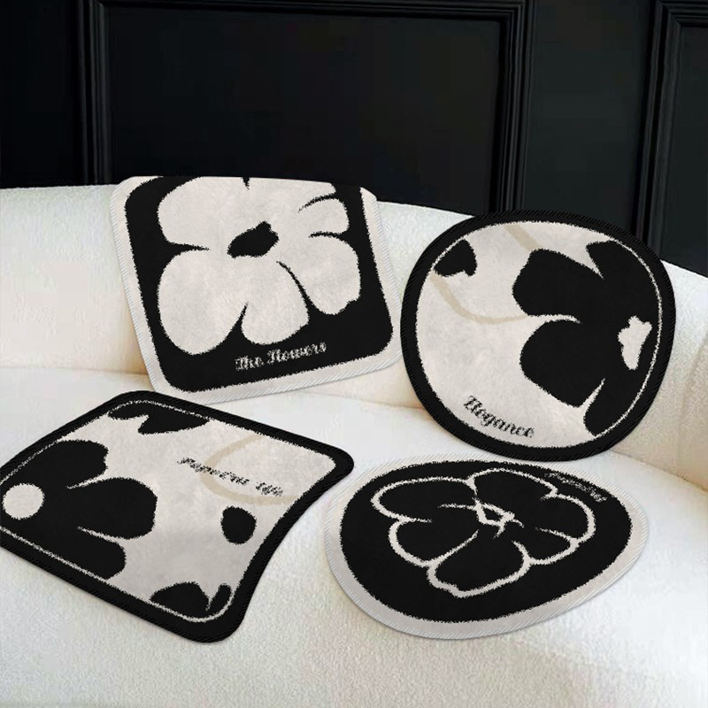 花朵仿羊绒坐垫椅垫轻奢高级感办公室久坐屁垫防滑沙发垫四季通用