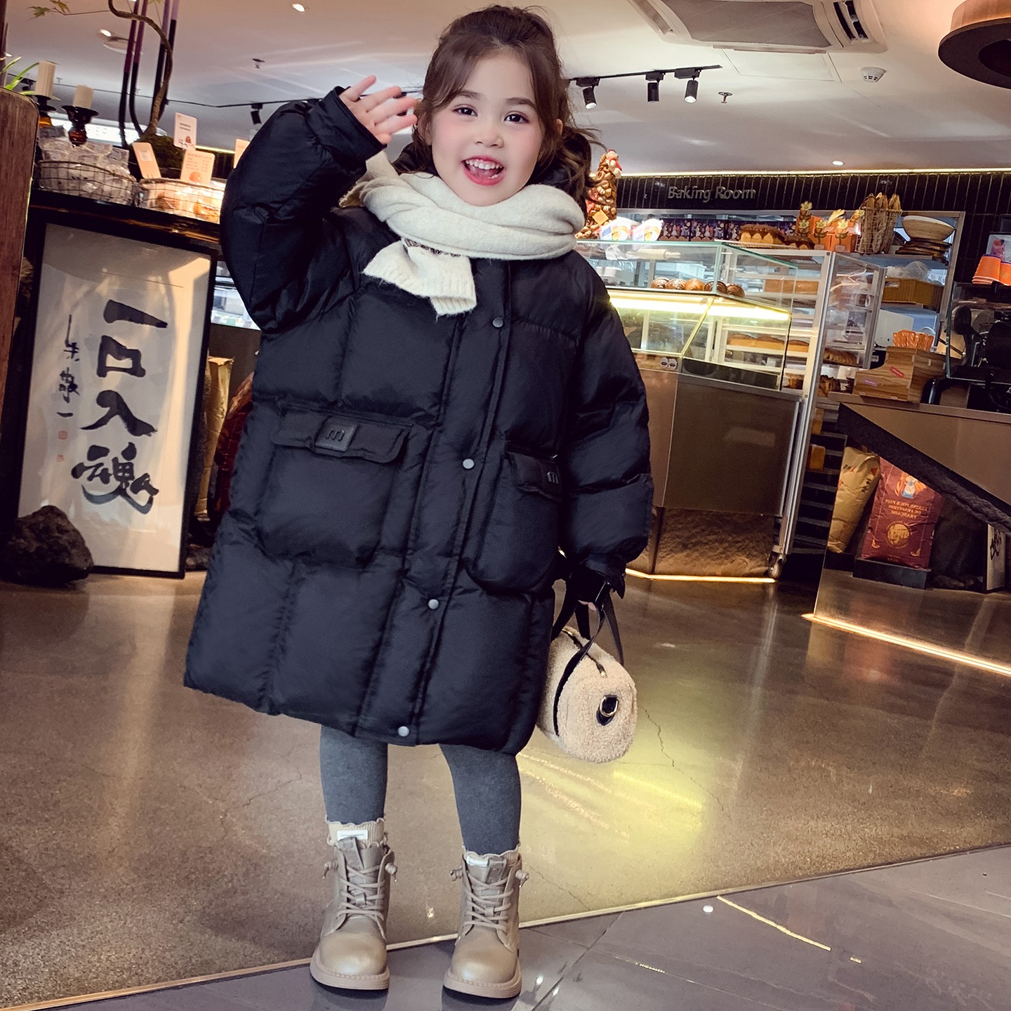 女童白鸭绒连帽羽绒服外套