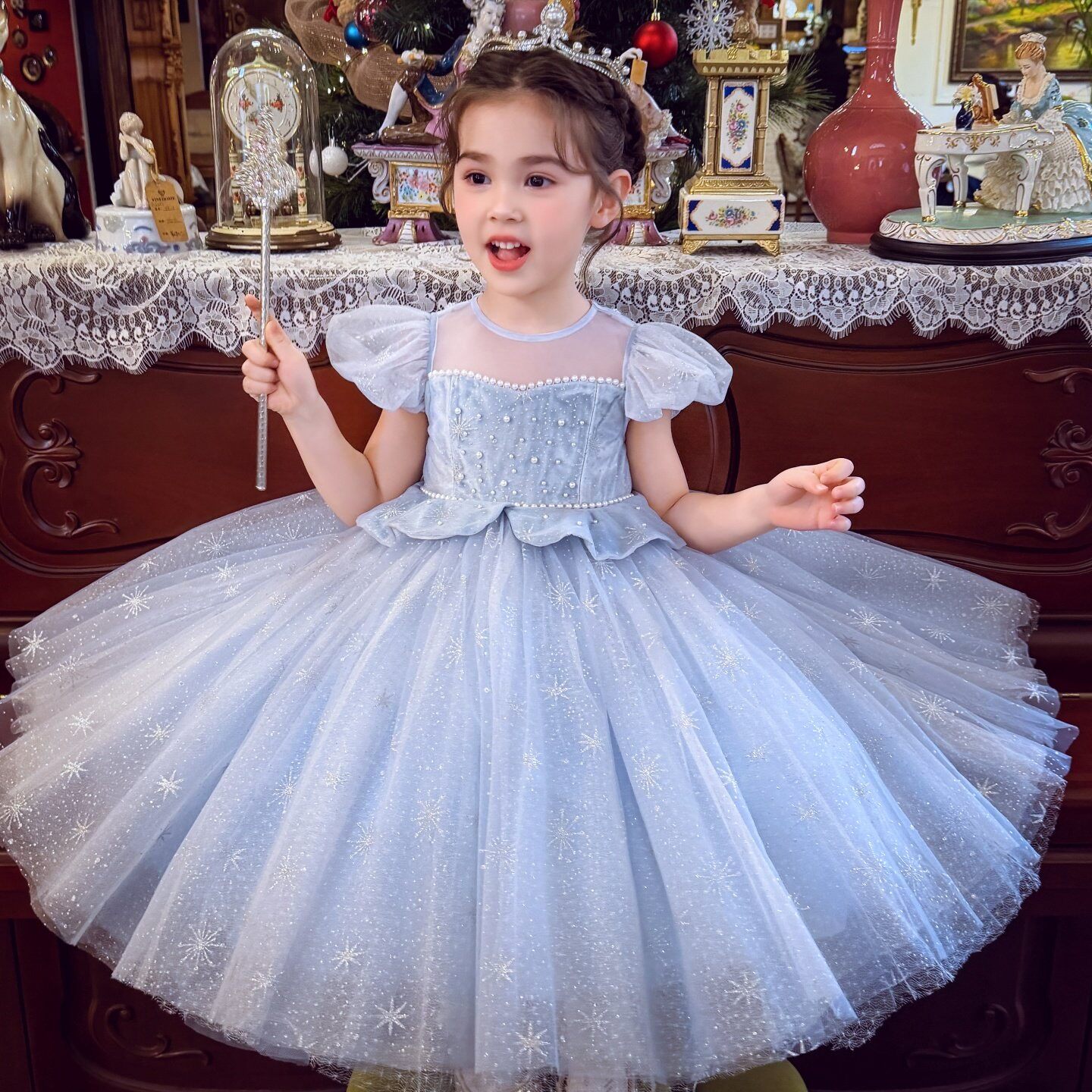 女童公主裙夏装2026新款小女孩生日拖尾礼服裙儿童网纱蓬蓬连衣裙