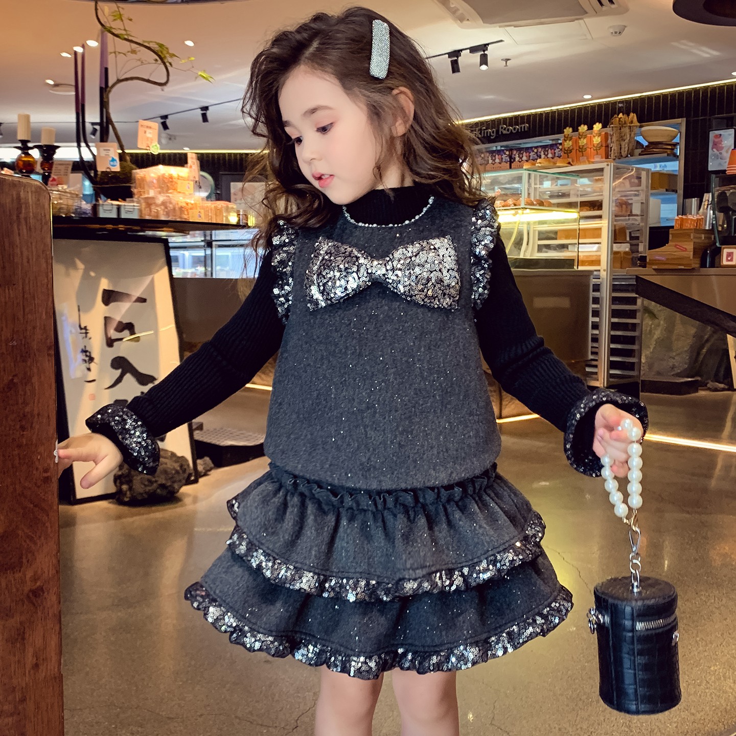 女童烫银亮片夹棉小香风套裙