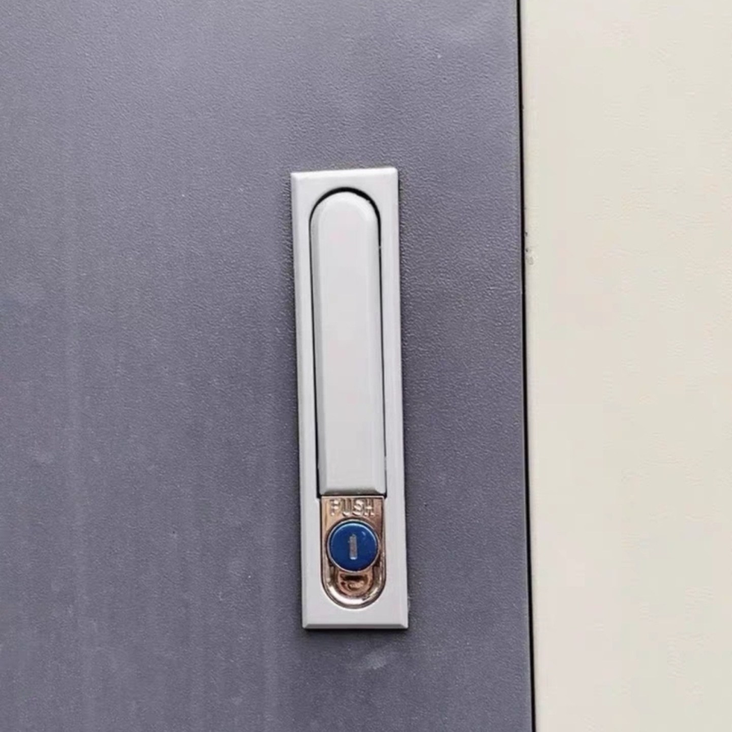 配电箱MS490平面锁柜门不锈钢电柜门动力柜电柜锁开关MS818通用型,基础建材,家具锁/抽屉锁/柜门锁,淘宝优惠券,粉丝福利购,淘宝优惠卷