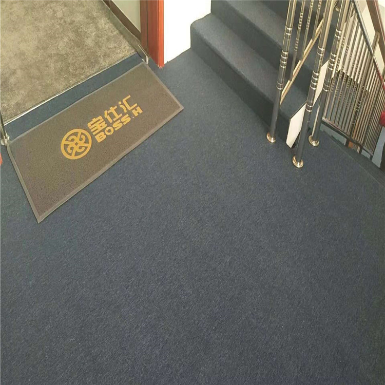 家用防滑卷材地毯