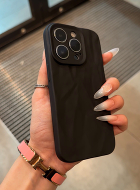 黑色硅胶褶皱纹适用苹果16promax手机壳新款iphone15pro max高级感14pro全包防摔13男生女款12简约11软15pm套