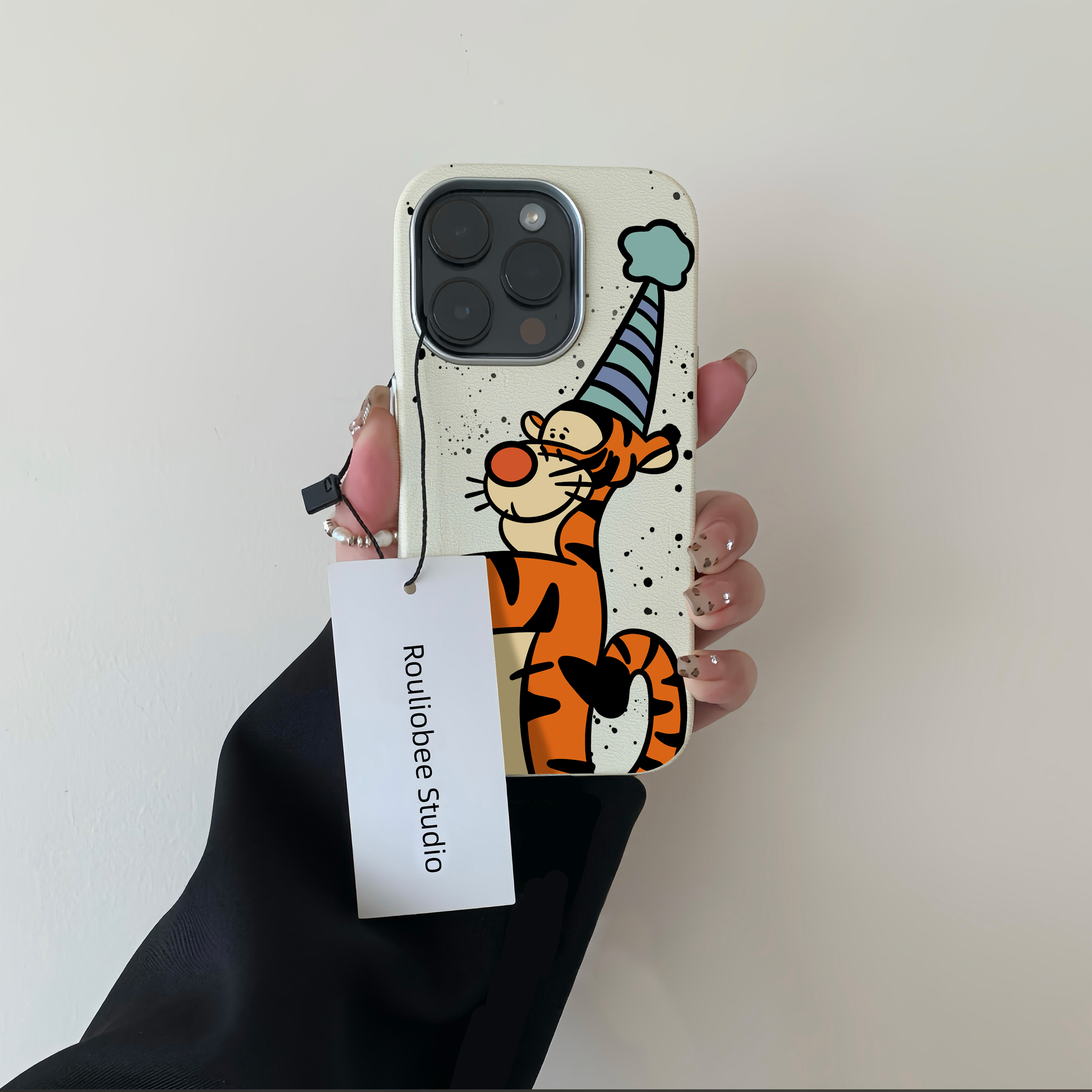 尖帽跳跳虎适用苹果16/15promax手机壳iphone14pro可爱卡通13/14软壳12女新款11多巴胺皮纹防摔plus多色软套