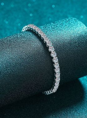 XDY925纯银手链女镀pt950金满镶四爪30分莫桑石手链厂家直供