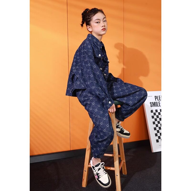 女童牛仔套装2026春秋新款中大童洋气时髦宽松休闲春装潮酷两件套图片