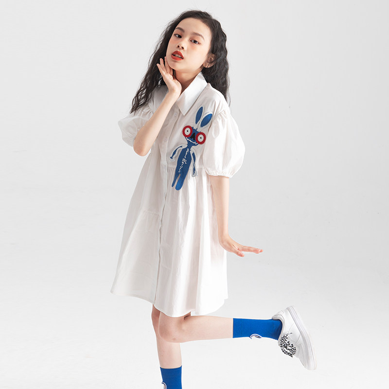 女童连衣裙夏季2026新款中大童洋气时髦衬衫裙儿童夏装宽松小白裙