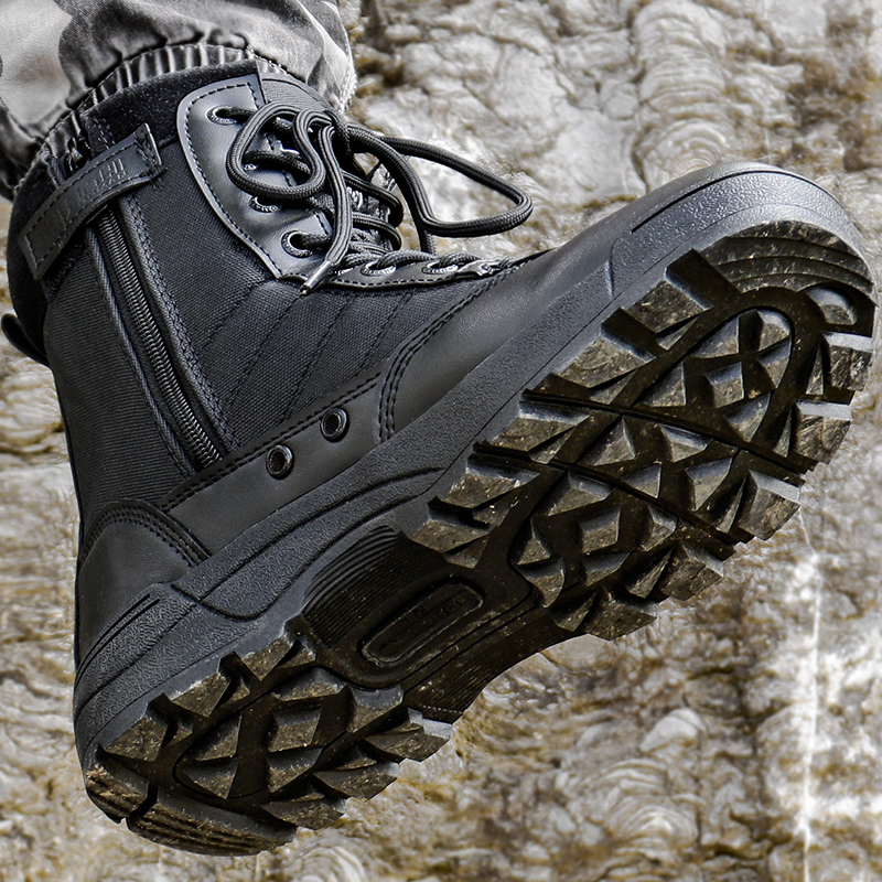 超轻减震耐磨拉链透气劳保战靴