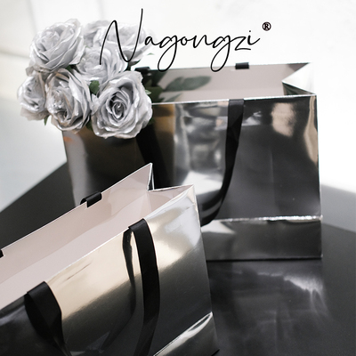 ins风镜面纸袋手提袋银色极简风手提袋服装袋简约纸袋可印刷logo