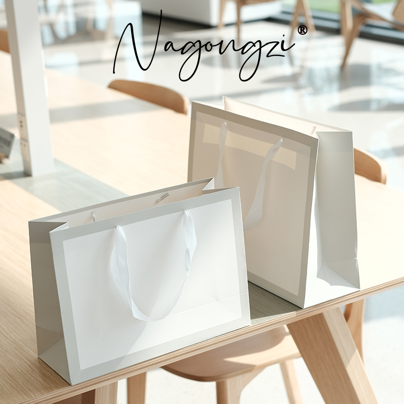 苏小袋进口白卡高档手提纸袋