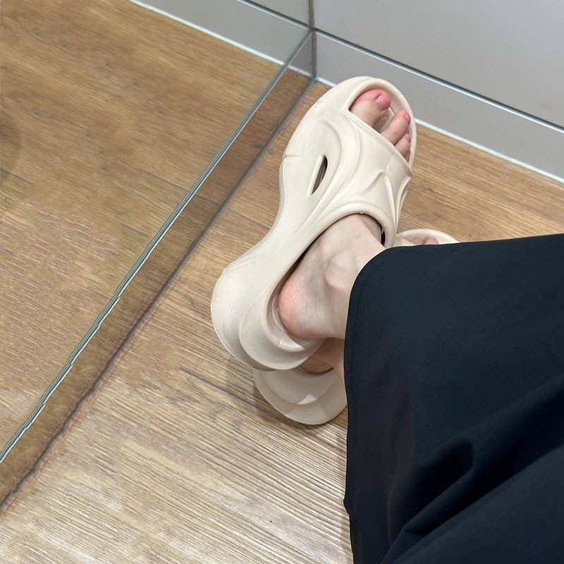网红踩屎感日常简约厚底一字拖鞋增高厚底防滑7cmEVA软底人字拖女,流行男鞋,一字拖,淘宝优惠券,粉丝福利购,淘宝优惠卷