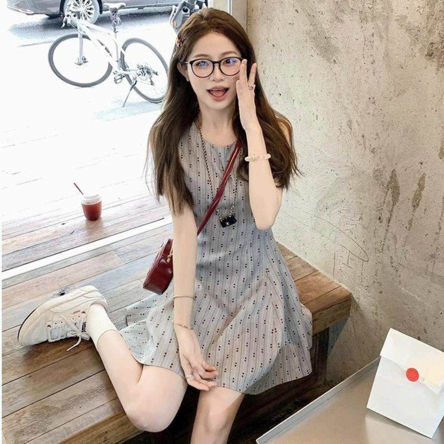 夏季学院风格圆领袖收腰连衣裙女性法式灰色短款气质A字背心裙
