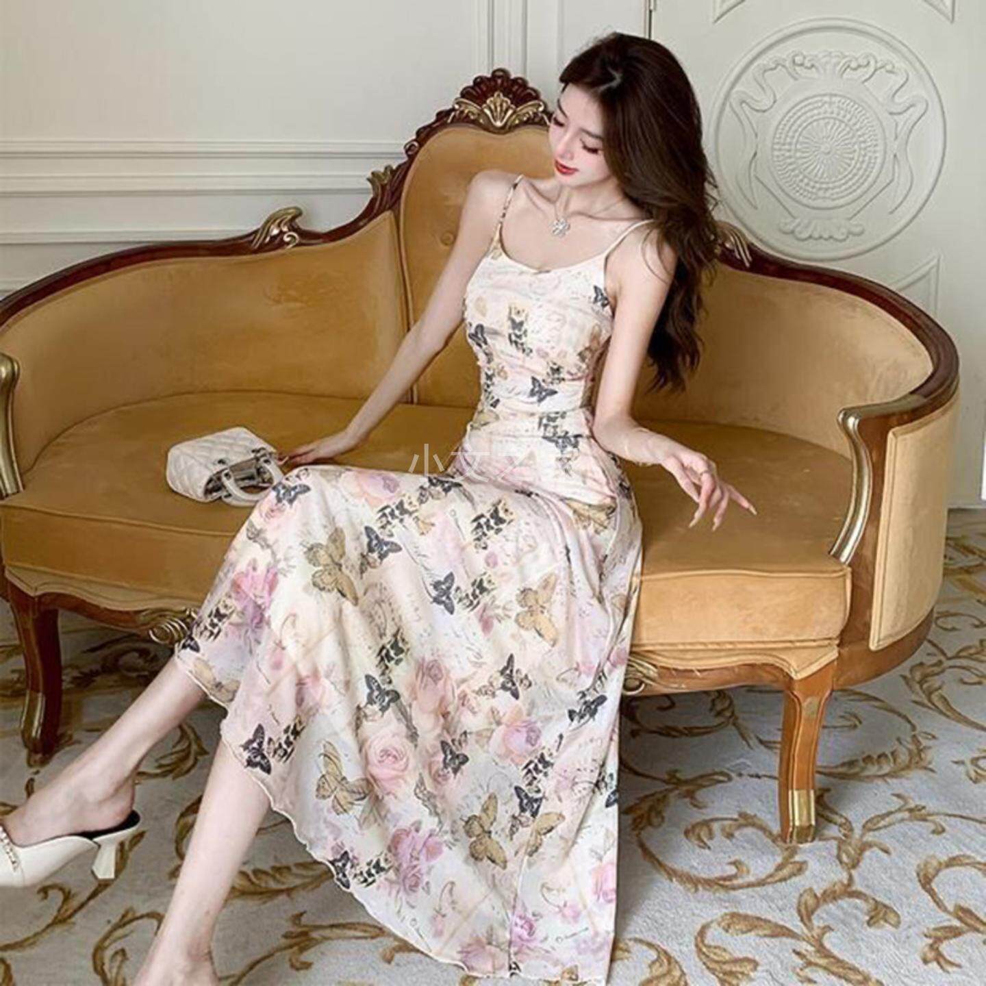 夏季胖mm法式收腰茶歇连衣裙女大码女装超仙中长款气质碎花吊带裙