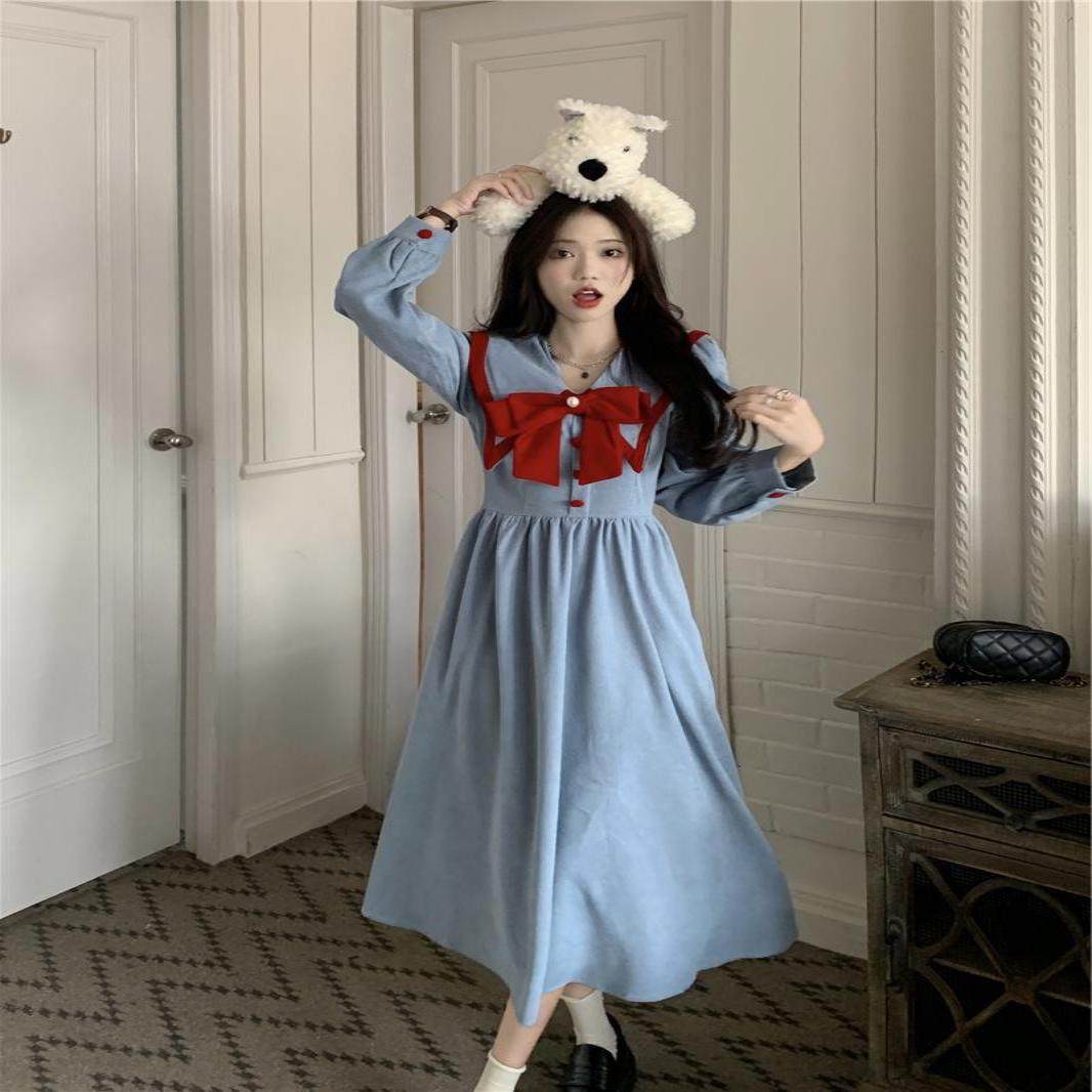 公主风连衣裙女春秋新款结V领女装收腰温柔风中长款裙子