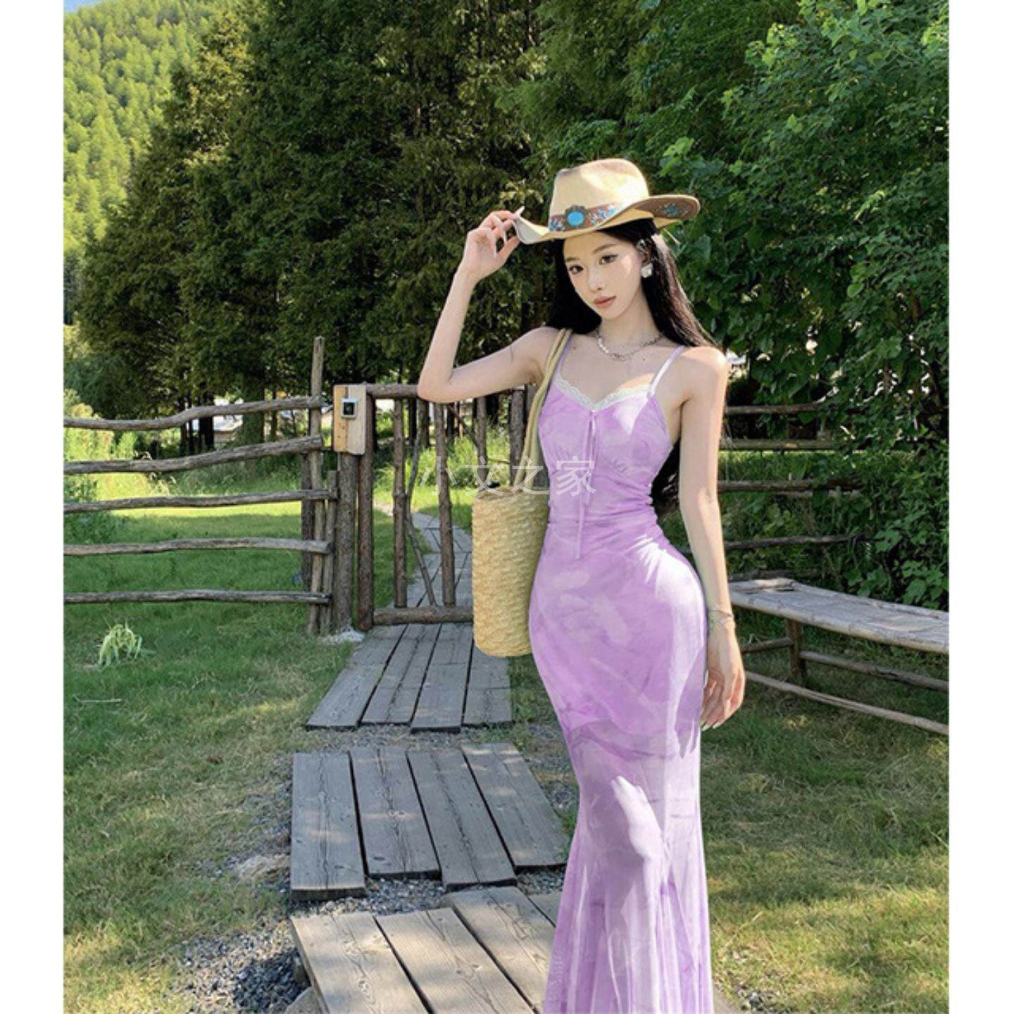 度假风薄纱吊带连衣裙女修身显瘦
