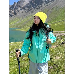 临典薄荷绿冲锋衣女款2026新款春秋季三合一户外高级感登山服外套