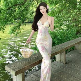 泰式 风情万种长裙海边度假露背深v性感吊带连衣裙女纯欲包臀裙子