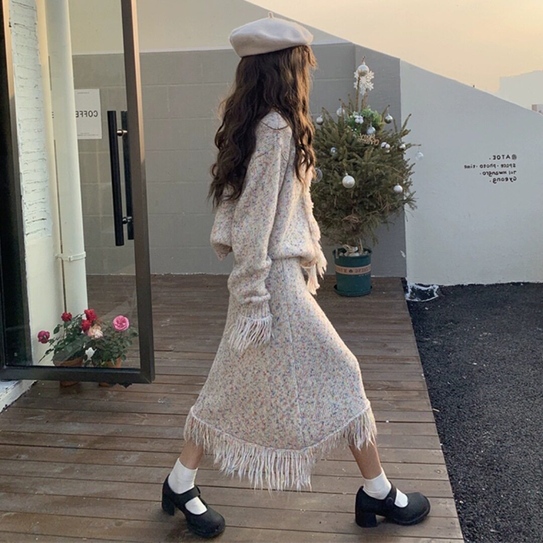 日系cherrykoko时尚针织套装女秋冬简约流苏小香风开衫+半裙