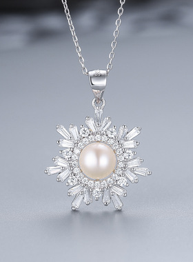 日系coss koko欧美新款圣诞节雪花吊坠s925银时尚镶钻珍珠项链