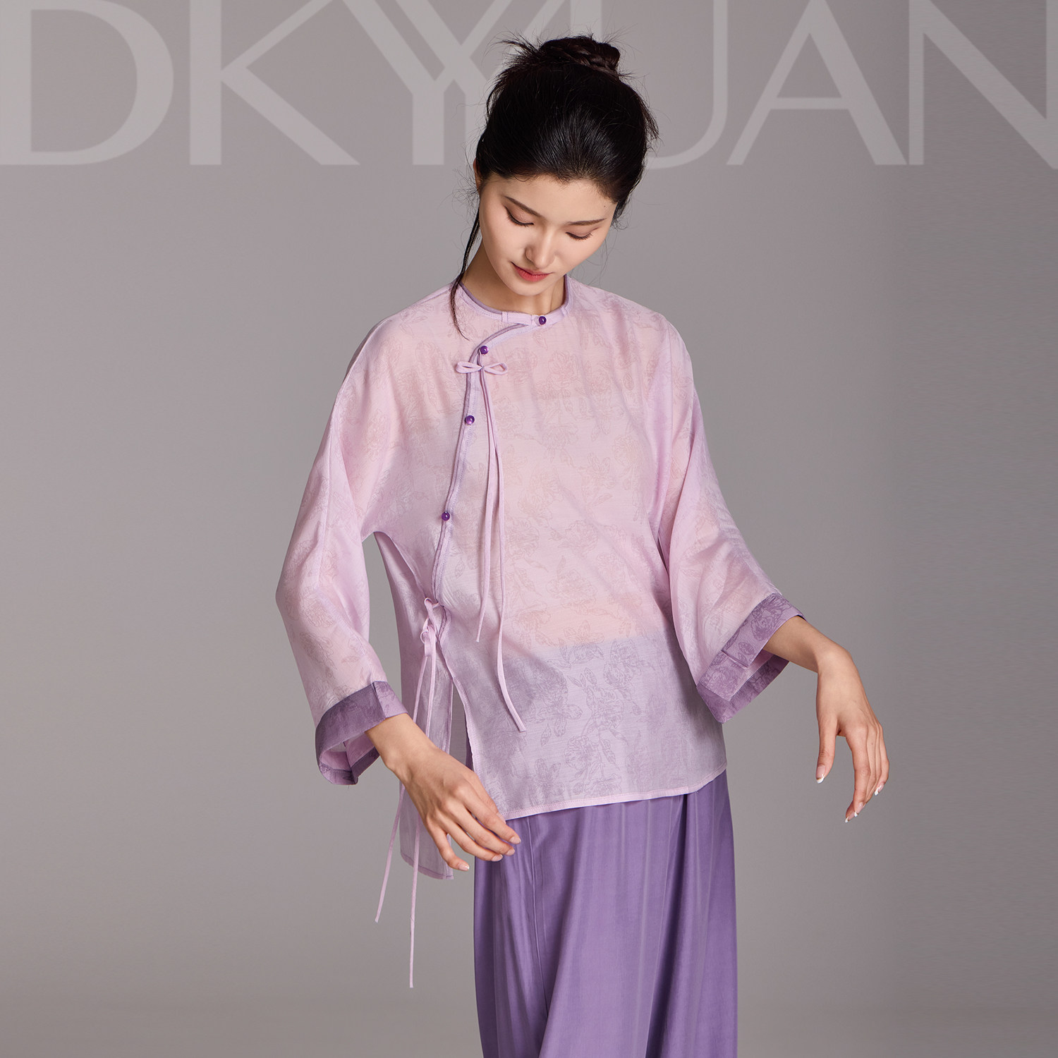 豆蔻依缘现代舞练功服新中式身韵长袖上衣宽松显瘦古典舞舞蹈服女图片
