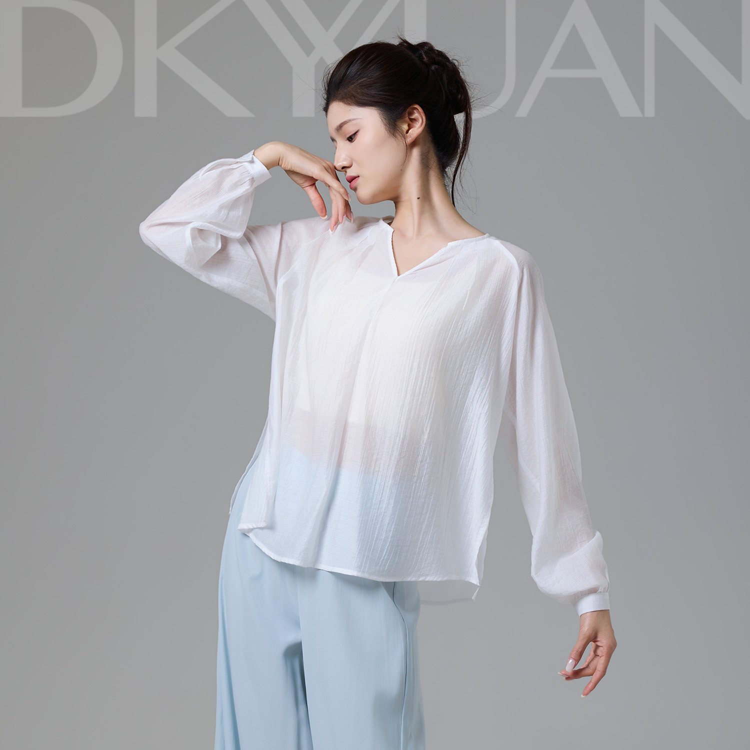豆蔻依缘现代舞练功服长袖上衣宽松显瘦日常可穿舞蹈服艺考演出服图片