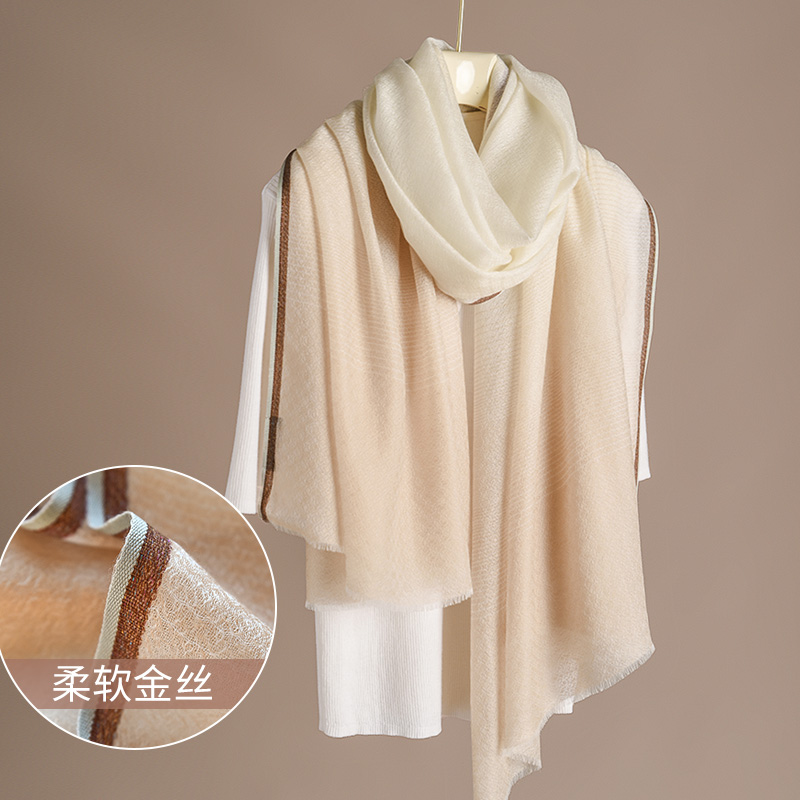 纯山羊绒围巾女款2025新款秋季薄款羊毛披肩外搭丝巾高级感送妈妈