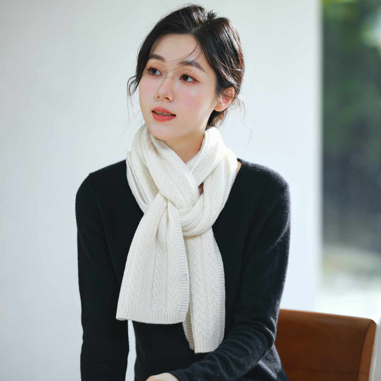 羊毛围巾女款2025新款冬季高级感复古针织围脖简约韩系氛围感脖套