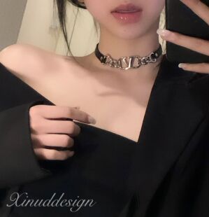 2024年新款 欧美高级感项链女ins脖颈链轻奢小众设计感choker项圈