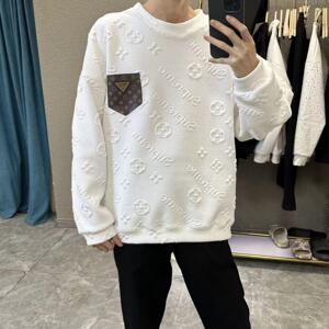 2024冬季网红爆款男女情侣圆领发泡字母皮质口袋设计感休闲卫衣男
