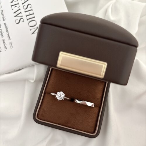 经典六爪刀臂婚戒道具小红书同款