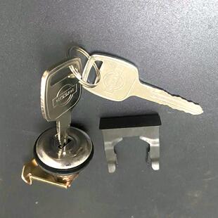 适用郑州日产皮卡锐骐P27P31D22皮卡MP300钥匙 油箱盖锁芯 油箱锁