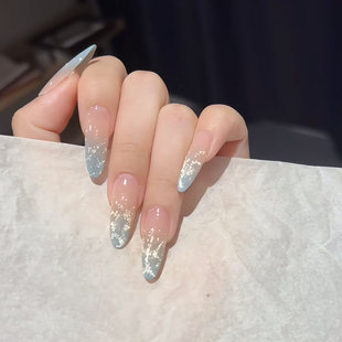 裸感肤色显白蓝色渐变波光粼粼水波纹猫眼手工穿戴甲 蓝色大海