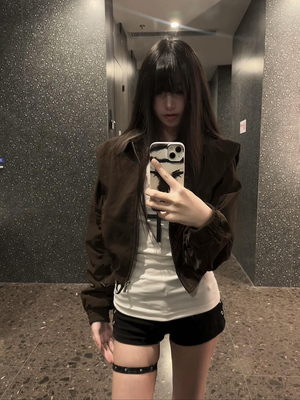 早秋短款外套女2025年秋季新款韩系超火高级感小个子显瘦初秋夹克