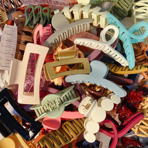 简约磨砂超大号抓夹女后脑勺盘发