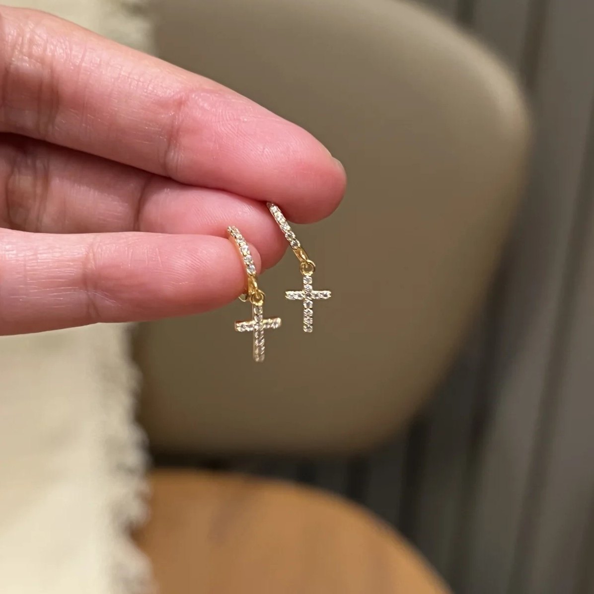 十里间【s925银｜mini十字架】百搭精致亮晶晶耳扣气质通勤耳环
