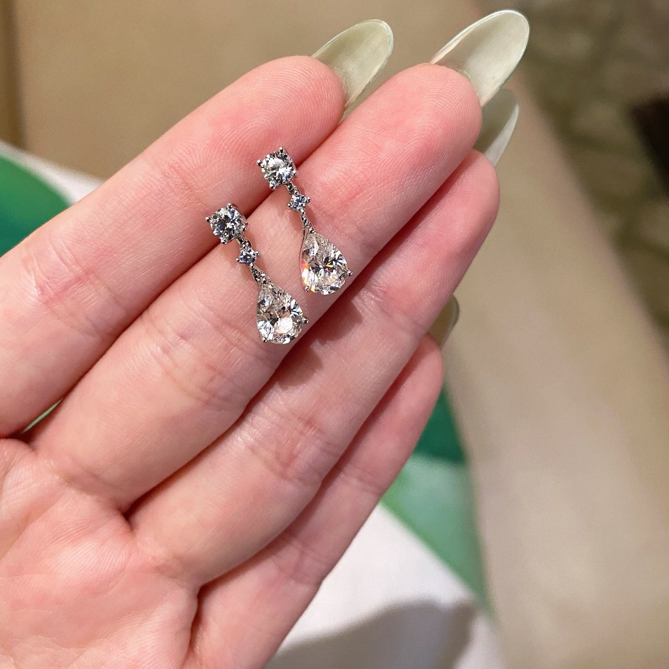 十里间【通体s925银|小水滴】简约气质s925银爆闪水滴耳环耳钉,饰品/流行首饰/时尚饰品新,耳环,淘宝优惠券,粉丝福利购,淘宝优惠卷