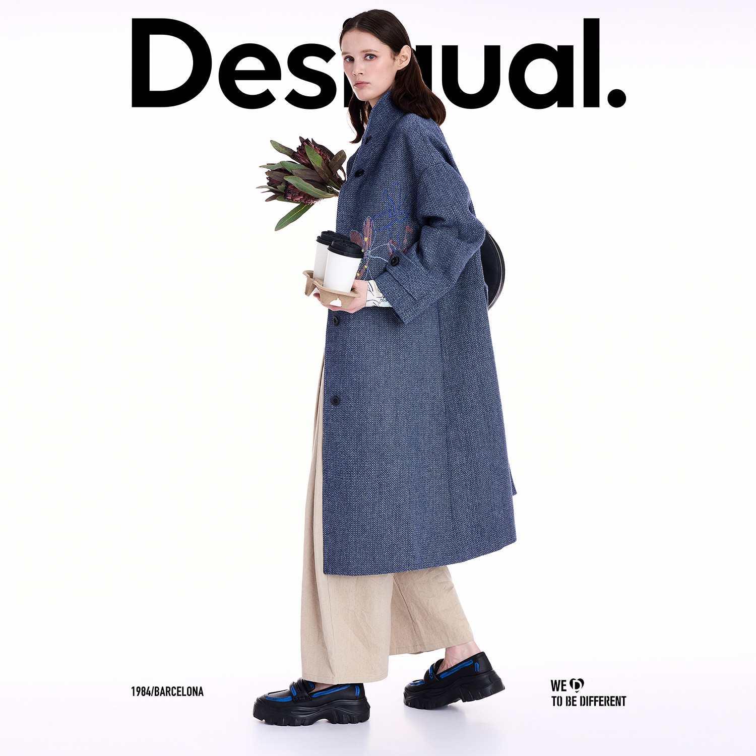 Desigual廓形手绘花卉刺绣立领大衣女士外套