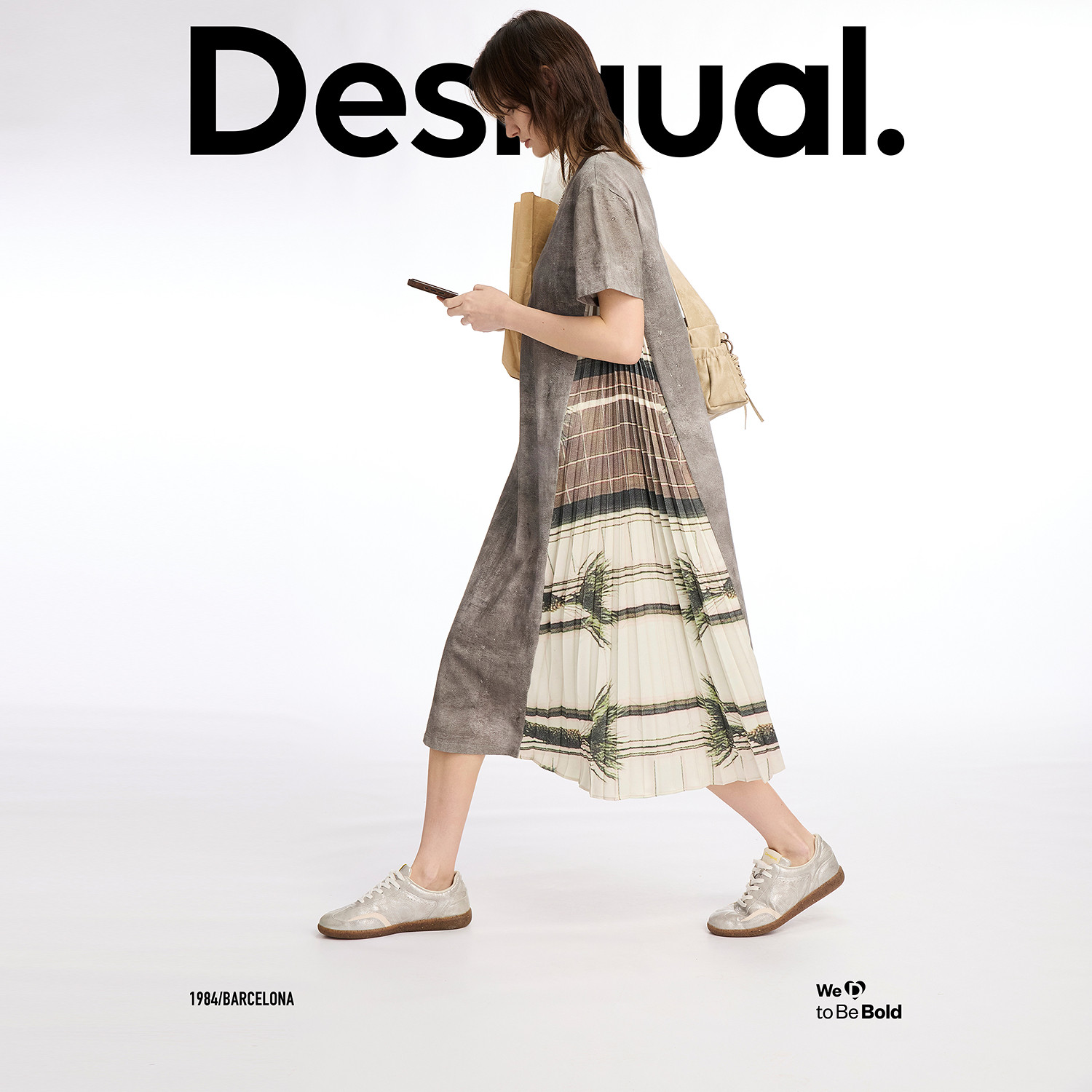 Desigual26春夏新品拼接印花百褶短袖连衣裙
