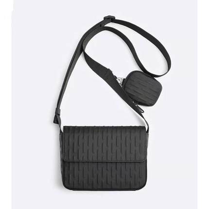 小众设计男士简约小方包2024新款时尚百搭高级感二合一单肩斜挎包