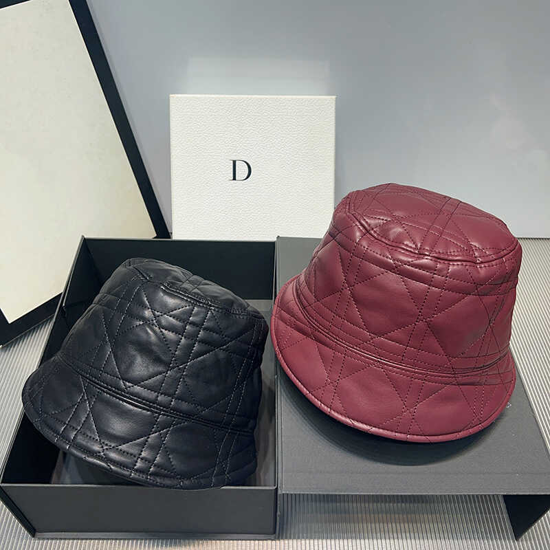 网红pu皮质渔夫帽黑色显脸小