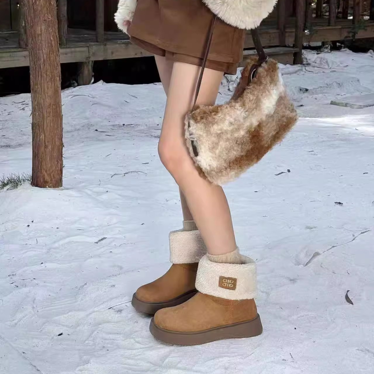 c女鞋女靴中筒靴加绒雪地靴2025秋冬女鞋耐磨气质韩版舒适潮鞋