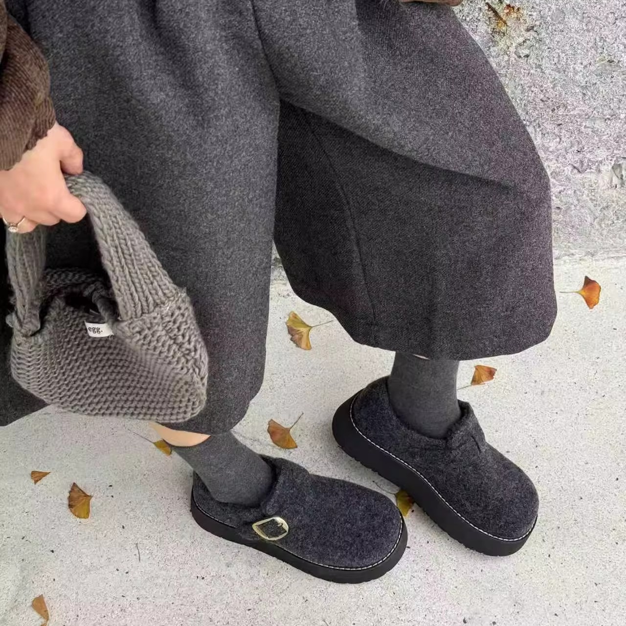 米女鞋毛呢厚底勃肯鞋25冬款女鞋时尚百搭舒适潮鞋韩版保暖圆头