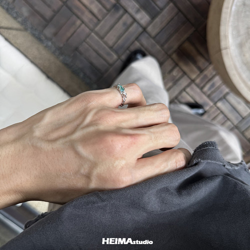 原创马尔代夫蓝莫桑钻枯枝尾戒男女纯银小指小拇指戒指小众高级感