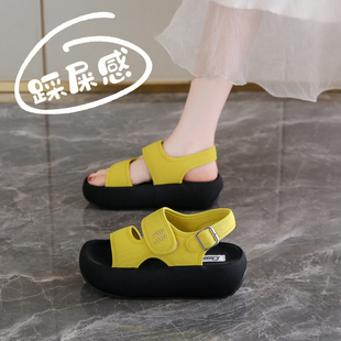 品牌真皮法式超软底凉鞋女夏外穿配裙子2026新款厚底增高沙滩凉拖