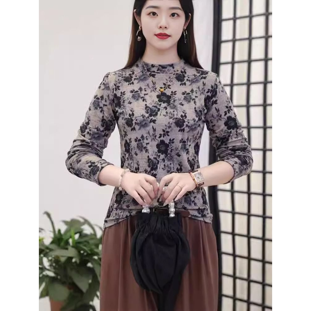 秋季新款时尚洋气印花显瘦半高领长袖T恤女打底小衫百搭上衣