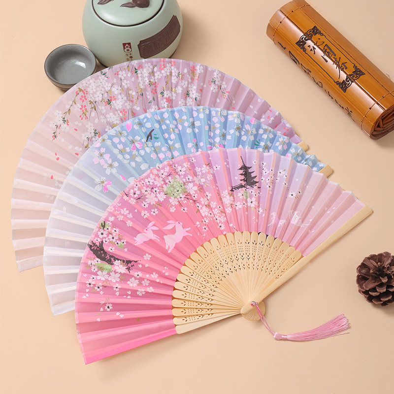 中国风夏日随身流苏扇子折扇古风古代旗袍女式汉服儿童舞蹈小竹扇图片